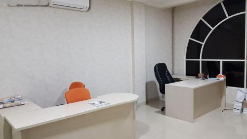 Sewa Ruang Kantor Rukan Sedayu Square di Jakarta Barat Gambar 3