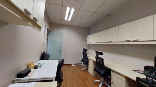 Sewa Ruang Kantor Menara 165 di Jakarta Selatan (227 m2) Gambar 5