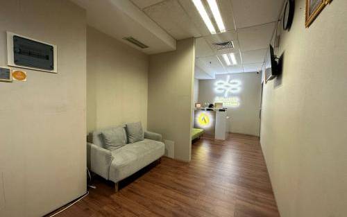 Sewa Ruang Kantor Menara 165 di Jakarta Selatan (227 m2)