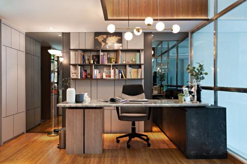 Sewa Ruang Kantor Roseville SOHO & Suite di Tangerang (100 m2) Gambar 3