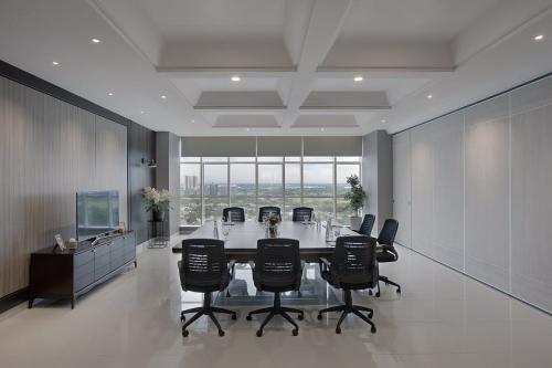 Sewa Ruang Kantor Roseville SOHO & Suite di Tangerang (100 m2) Gambar 4