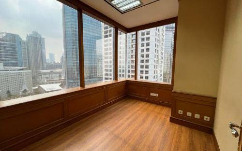 Jual Ruang Kantor Menara Sudirman di Jakarta Selatan (250 m2)