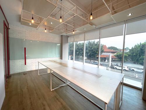 Sewa Ruang Kantor Grha Adhi Media di Jakarta Selatan (222 m2) Gambar 4