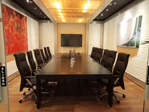 Sewa Ruang Kantor Equity Tower di Jakarta Selatan (221.2 m2) Gambar 3