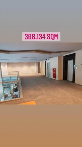 Sewa Ruang Kantor Burz@ Tower PIK di Jakarta Utara (100 m2) Gambar 1