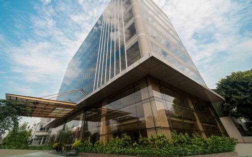 Sewa Ruang Kantor KMO Building di Jakarta Selatan (139 m2)
