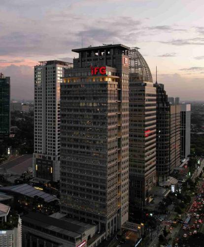 Sewa Ruang Kantor Graha CIMB Niaga di Jakarta Selatan (100 m2) Gambar 2