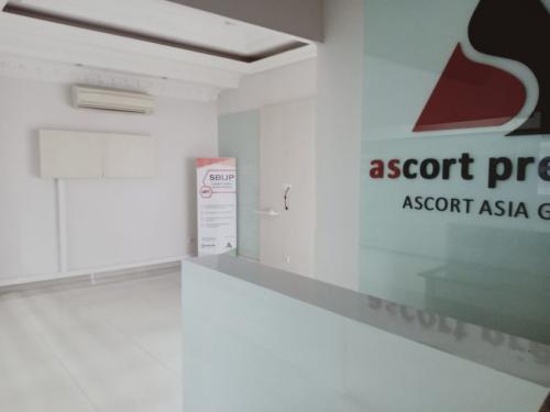 Sewa Ruang Kantor Epicentrum Epiwalk di Jakarta Selatan (38 m2) Gambar 4