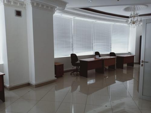 Sewa Ruang Kantor Epicentrum Epiwalk di Jakarta Selatan (38 m2) Gambar 5