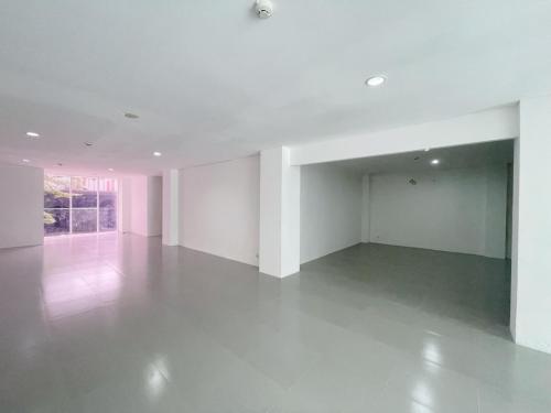 Sewa Ruang Kantor Grha Adhi Media di Jakarta Selatan (301 m2) Gambar 3