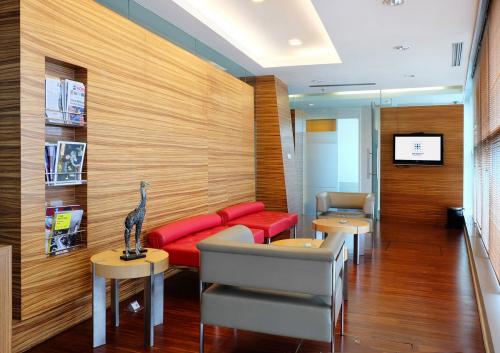 Sewa Ruang Kantor Pondok Indah Office Tower di Jakarta Selatan (20 m2) Gambar 4