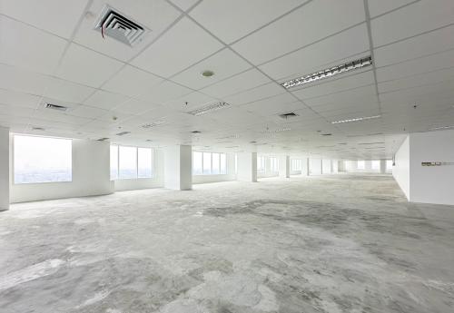 Sewa Ruang Kantor Plaza Oleos di Jakarta Selatan (45 m2) Gambar 1