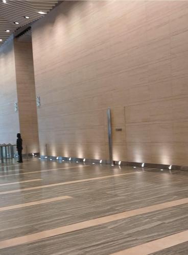 Sewa Ruang Kantor Capital Place di Jakarta Selatan (150 m2) Gambar 1