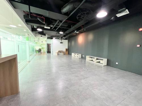 Jual Ruang Kantor AXA Tower di Jakarta Selatan (191.18 m2) Gambar 5