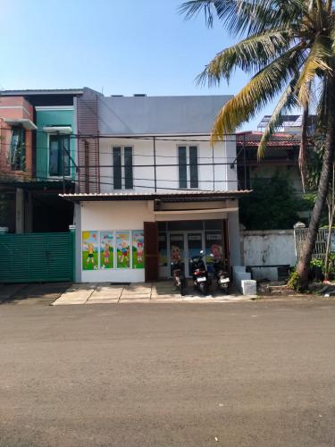 Sewa Ruang Kantor Sakamoto Puri Indah di Jakarta Barat (95 m2) Gambar 5