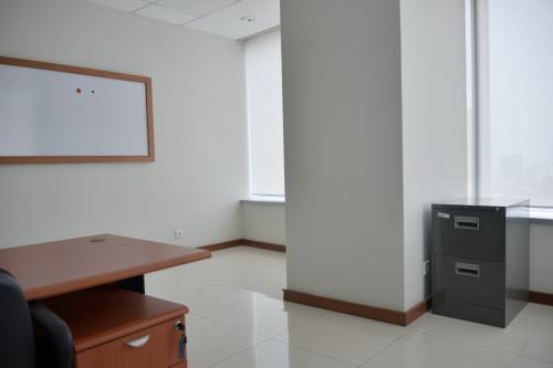 Sewa Ruang Kantor Menara Rajawali di Jakarta Selatan (208 m2) Gambar 1