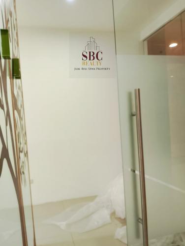 Sewa Ruang Kantor Soho Capital di Jakarta Barat (110 m2) Gambar 5