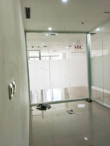 Sewa Ruang Kantor Soho Capital di Jakarta Barat (110 m2) Gambar 6