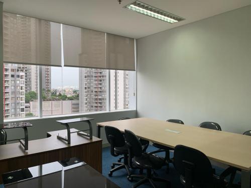 Sewa Ruang Kantor Epiwalk Taman Rasuna di Jakarta Selatan (36 m2) Gambar 1