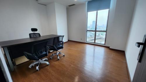 Sewa Ruang Kantor Menara 165 di Jakarta Selatan (117 m2) Gambar 4