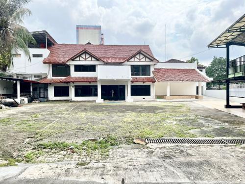 Sewa Ruang Kantor Gedung Tendean di Jakarta Selatan (1964 m2) Gambar 1