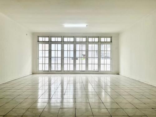 Sewa Ruang Kantor Gedung Tendean di Jakarta Selatan (1964 m2) Gambar 4