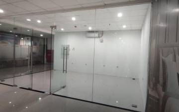 Sewa Ruang Kantor Praxis di Surabaya (33 m2)