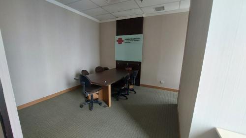 Sewa Ruang Kantor APL Tower di Jakarta Barat (122 m2) Gambar 2