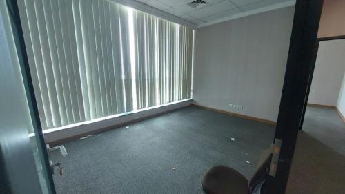 Sewa Ruang Kantor APL Tower di Jakarta Barat (122 m2) Gambar 3