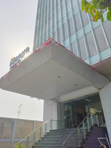 Sewa Ruang Kantor Naya Pramuka di Jakarta Timur (18 m2) Gambar 1