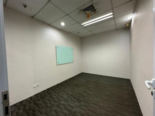 Sewa Ruang Kantor Menara 165 di Jakarta Selatan (103 m2) Gambar 3