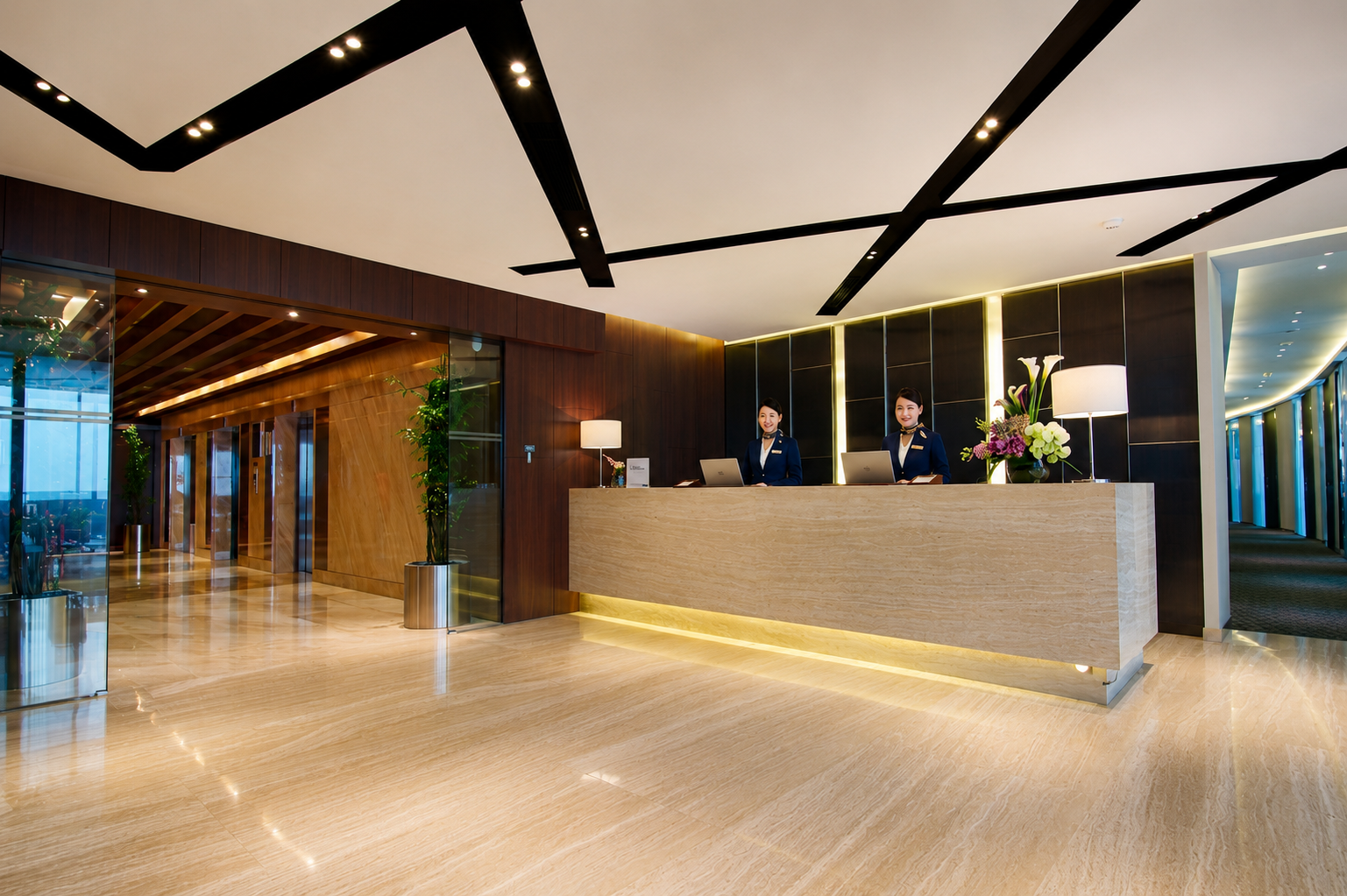 CEO SUITE Gambar 2