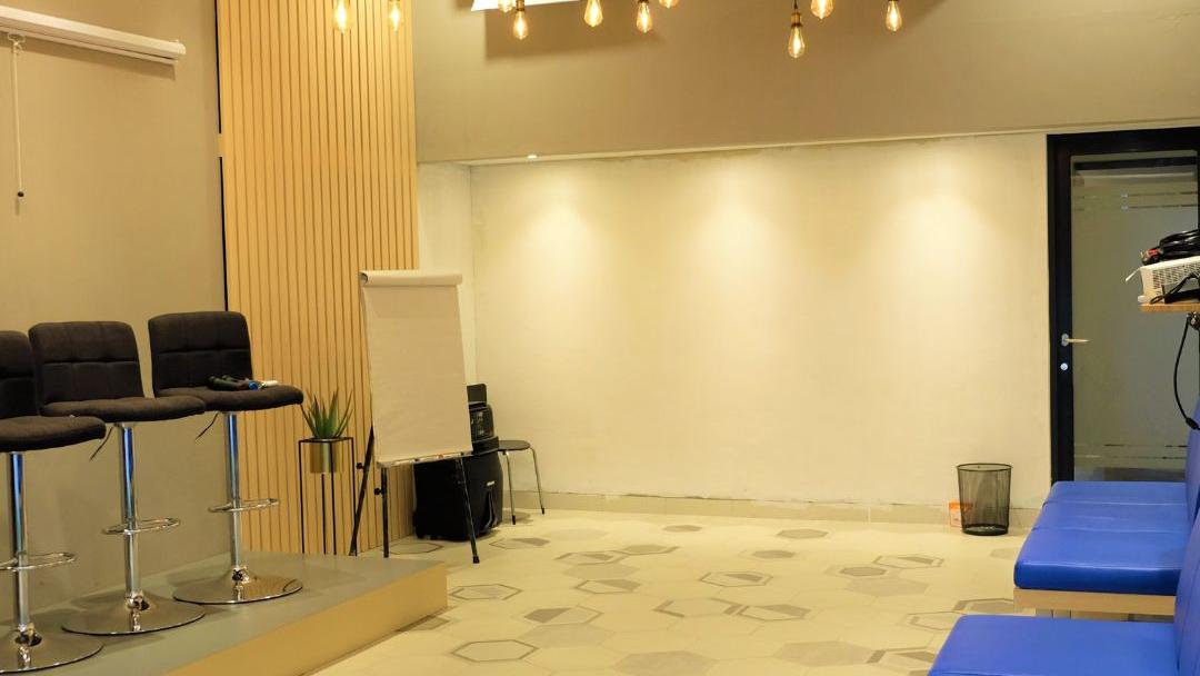 Beezy Work - Permata Regency Gambar 4