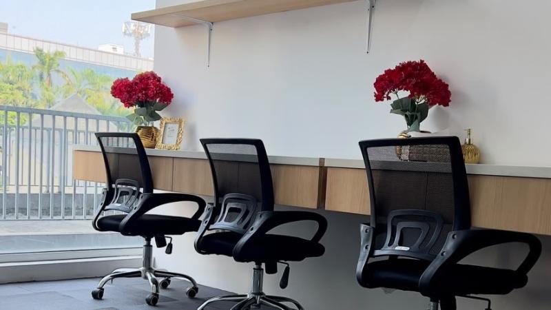 Serviced Office (6 pax) Gambar 2