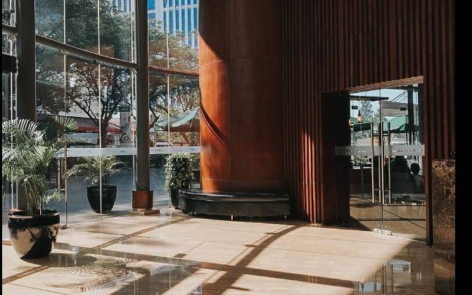 Apiary - Lippo St. Moritz Gambar 4