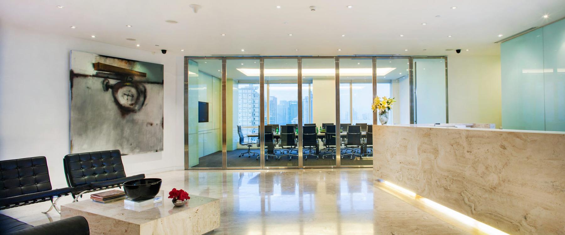 CEO SUITE - One Pacific Place Gambar 3