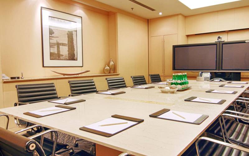 CEO SUITE - Wisma GKBI Gambar 3