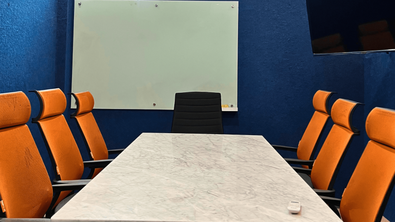 Private Office - Medium Size (8 pax) Gambar