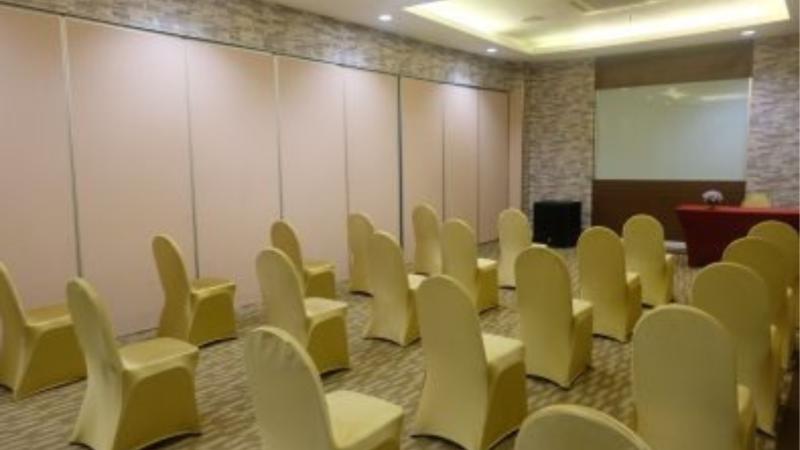 Meeting Room Gambar 1