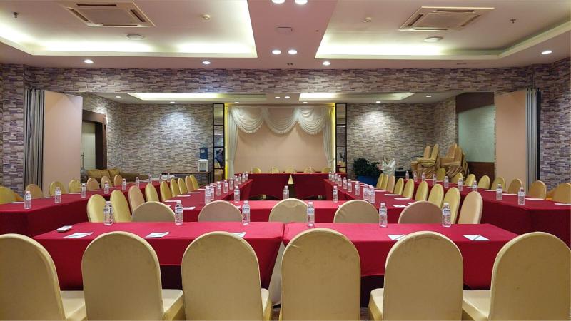 Meeting Room Gambar 8
