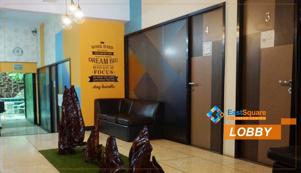 East Square - Chic’s musik Gambar 3