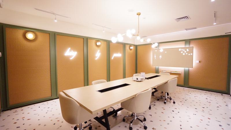 Meeting Room (12 pax) Gambar