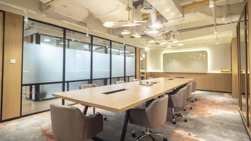 Meeting Room (20 pax) Gambar 2