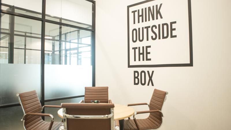 Meeting Room (15 pax) Gambar 2