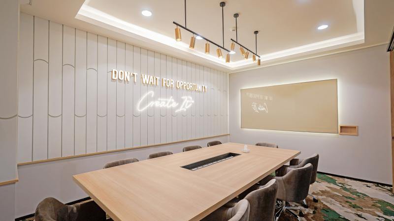 Meeting Room (4 pax) Gambar 3