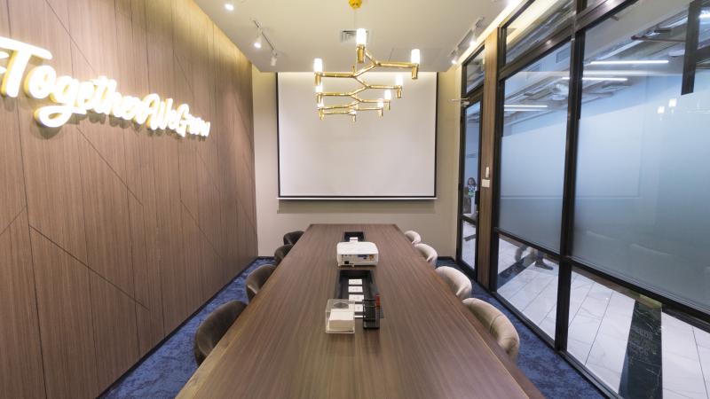 Meeting Room (5pax) Gambar 2