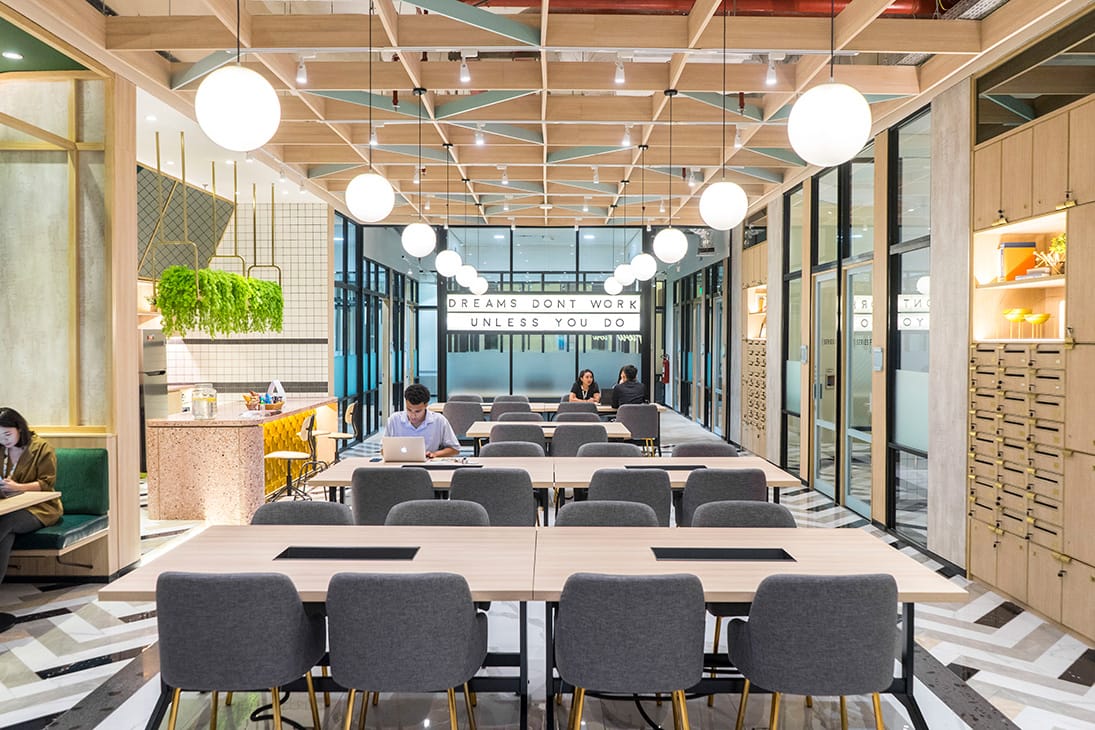 GoWork - Pacific Place Gambar 2