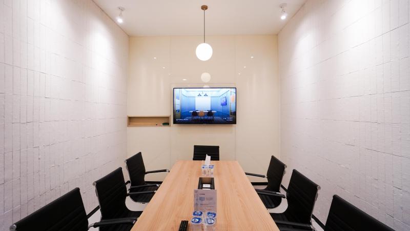 Meeting Room (12 pax) Gambar 3