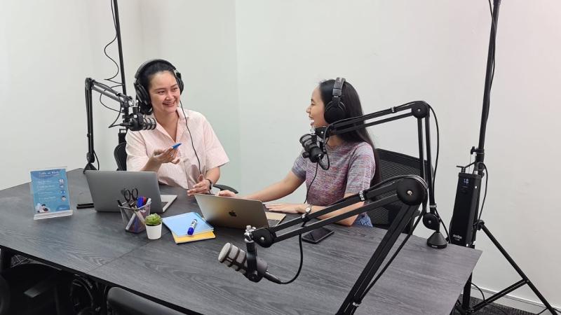 Podcast Studio Gambar 1
