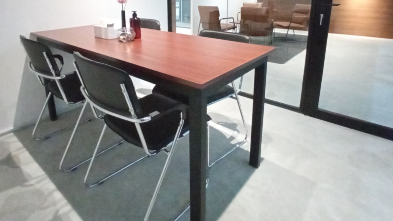 Meeting Room (4-8pax) Gambar 2